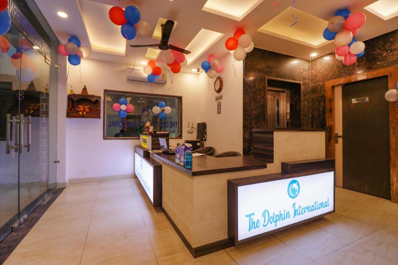 Fabexpress Dolphin International Near Delhi Airport Hotel Ню Делхи Екстериор снимка