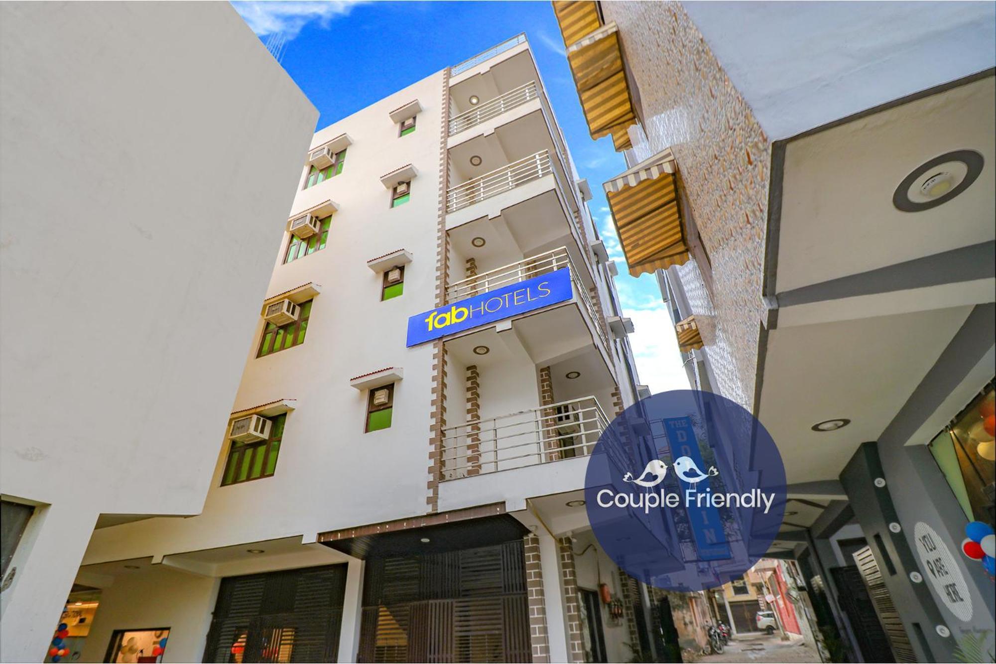 Fabexpress Dolphin International Near Delhi Airport Hotel Ню Делхи Екстериор снимка